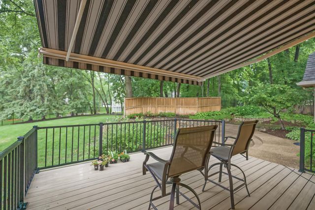 19750 Muirfield Circle, Excelsior, MN 55331