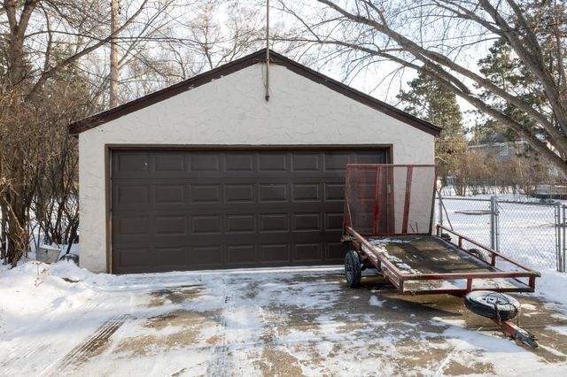 11725 Bittersweet Street NW, Coon Rapids, MN 55433