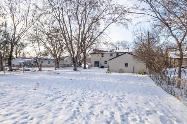 11725 Bittersweet Street NW, Coon Rapids, MN 55433