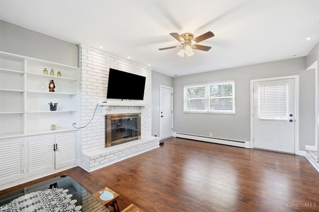 8949 Paw Paw Lane, Sycamore Twp, OH 45236