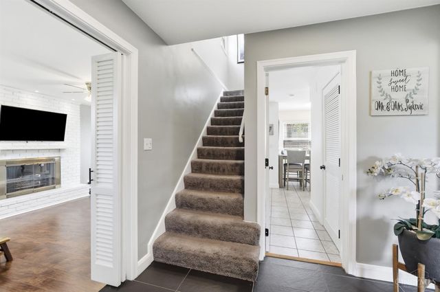 8949 Paw Paw Lane, Sycamore Twp, OH 45236