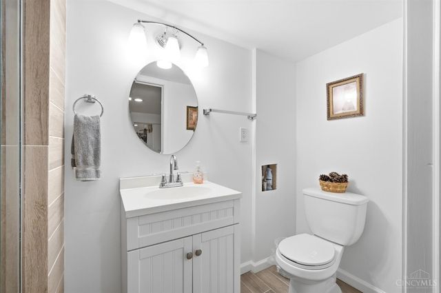 8949 Paw Paw Lane, Sycamore Twp, OH 45236