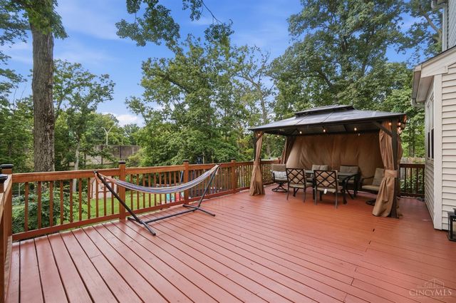 8949 Paw Paw Lane, Sycamore Twp, OH 45236