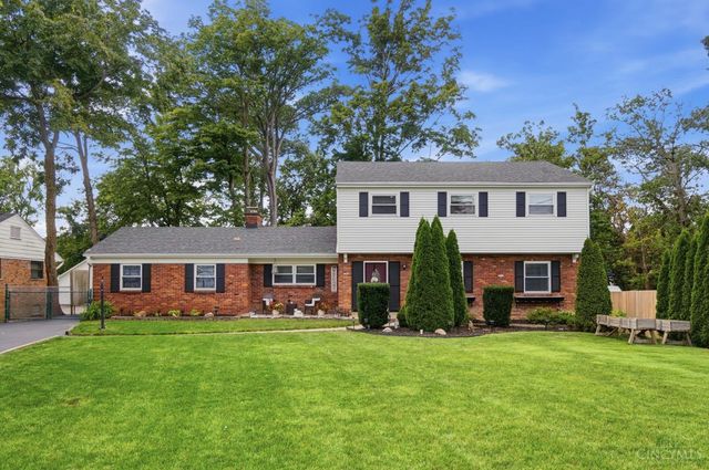 8949 Paw Paw Lane, Sycamore Twp, OH 45236
