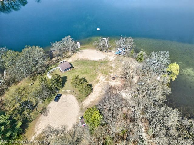 662 Tierney Avenue, Highland, MI 48356