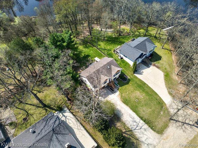 662 Tierney Avenue, Highland, MI 48356