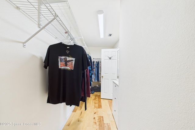 818 Boeing Street NE, Palm Bay, FL 32907