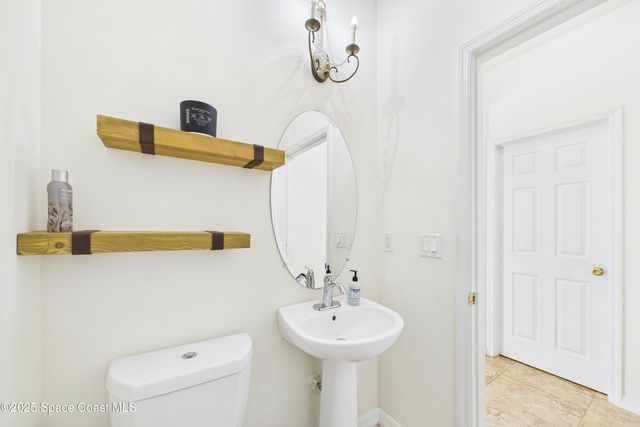 818 Boeing Street NE, Palm Bay, FL 32907