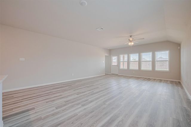 12623 Canyon Falls Boulevard, Willis, TX 77318