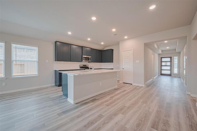 12623 Canyon Falls Boulevard, Willis, TX 77318