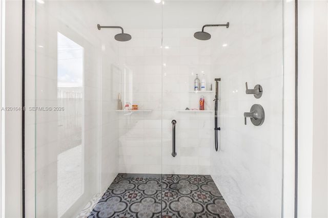 1705 NE 24th St, Wilton Manors, FL 33305
