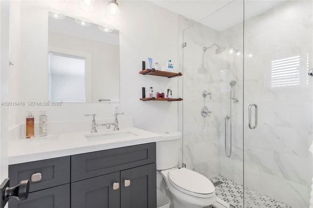 1705 NE 24th St, Wilton Manors, FL 33305