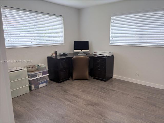 1705 NE 24th St, Wilton Manors, FL 33305