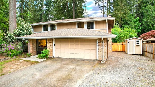 3144 SE Forest Villa Court, Port Orchard, WA 98366