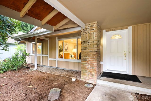 3144 SE Forest Villa Court, Port Orchard, WA 98366