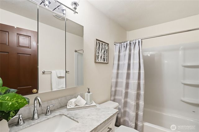 3144 SE Forest Villa Court, Port Orchard, WA 98366