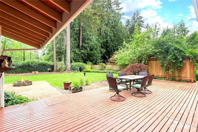 3144 SE Forest Villa Court, Port Orchard, WA 98366
