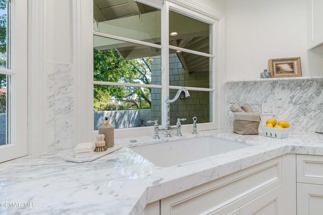 1719 Walker Cup Circle, Westlake Village, CA 91362