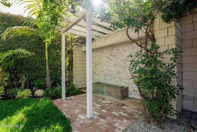 1719 Walker Cup Circle, Westlake Village, CA 91362
