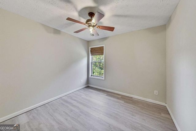 326 Canterbury Plac Drive, Suwanee, GA 30024