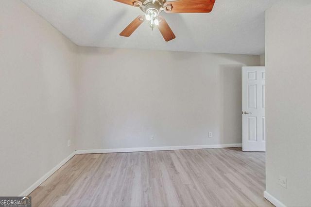 326 Canterbury Plac Drive, Suwanee, GA 30024