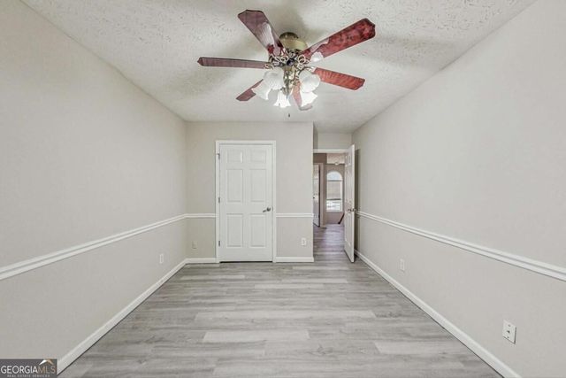 326 Canterbury Plac Drive, Suwanee, GA 30024