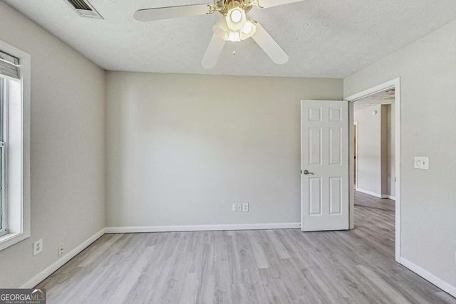 326 Canterbury Plac Drive, Suwanee, GA 30024