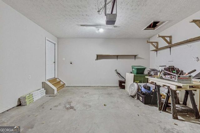 326 Canterbury Plac Drive, Suwanee, GA 30024