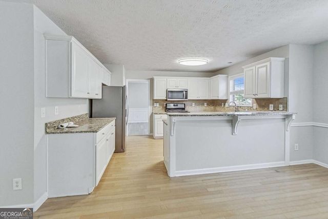 326 Canterbury Plac Drive, Suwanee, GA 30024