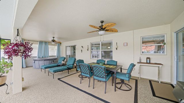 2 Profile Pl, Palm Coast, FL 32164