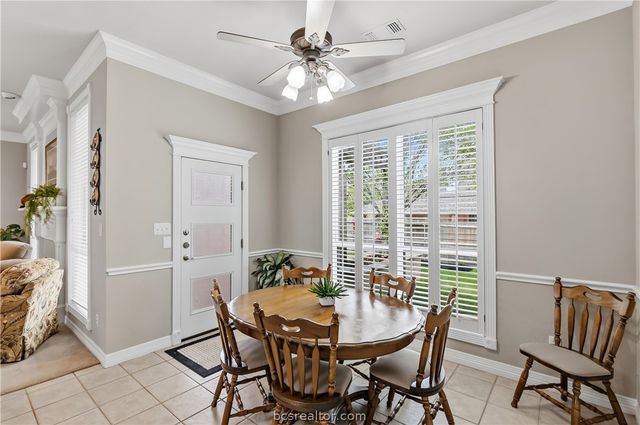 401 Sapphire Drive, College Station, TX 77845