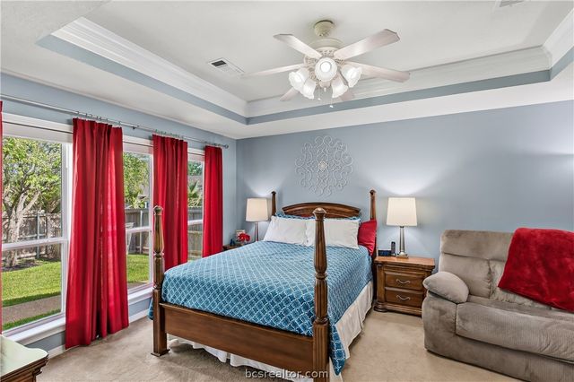 401 Sapphire Drive, College Station, TX 77845