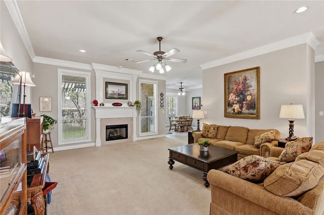 401 Sapphire Drive, College Station, TX 77845