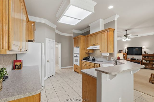 401 Sapphire Drive, College Station, TX 77845