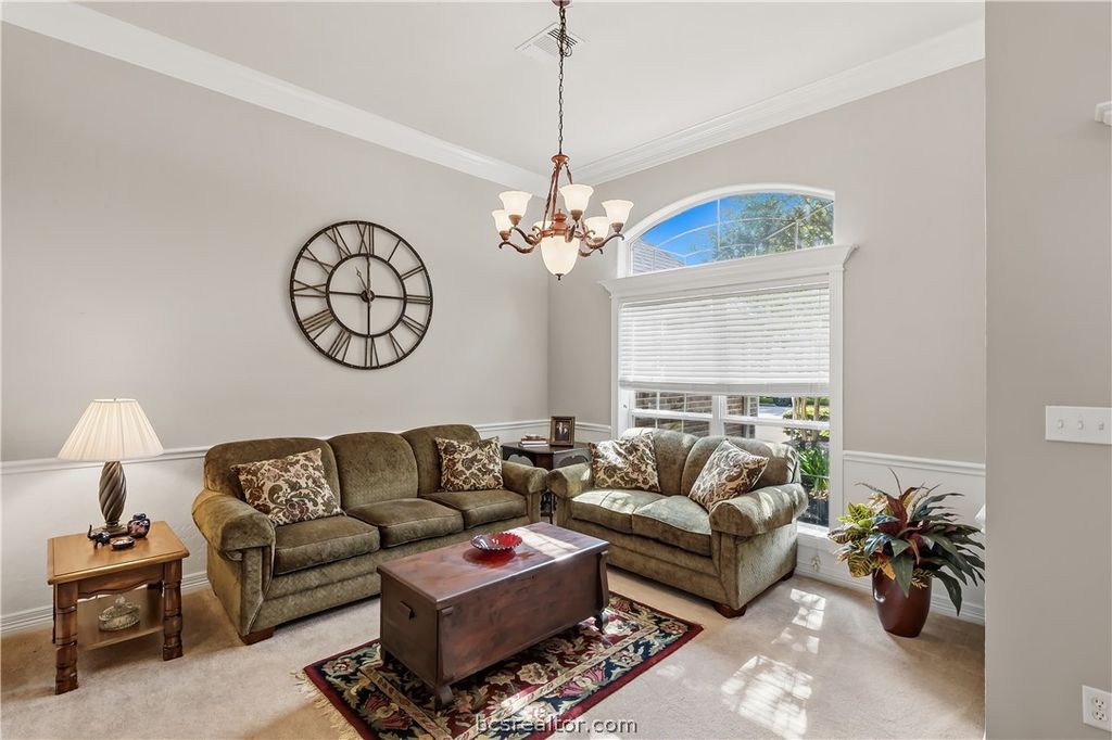 401 Sapphire Drive, College Station, TX 77845 — photo 5