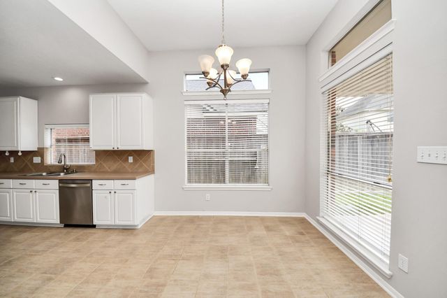 1611 Barton Creek Trail, Katy, TX 77450