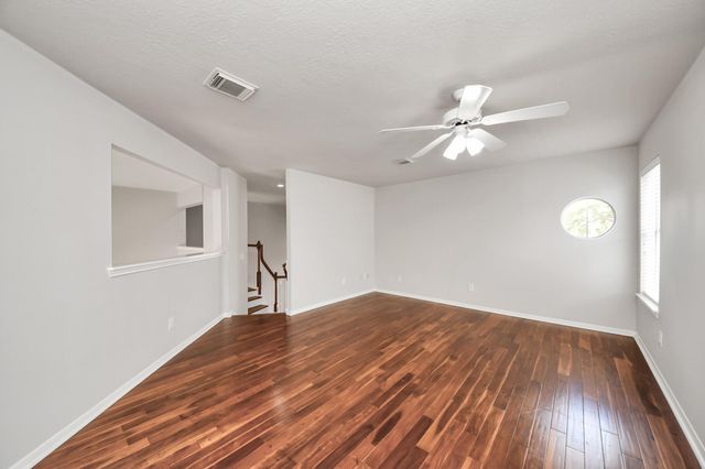 1611 Barton Creek Trail, Katy, TX 77450