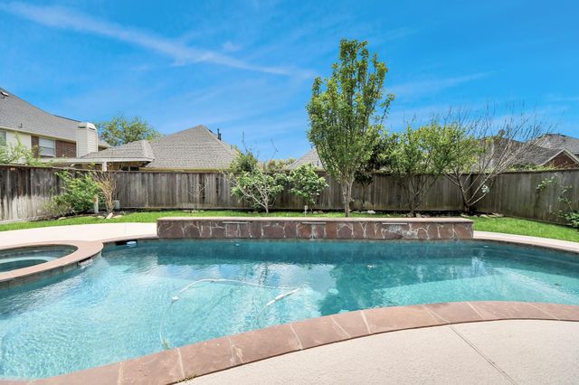 1611 Barton Creek Trail, Katy, TX 77450