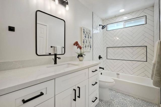 560 11th St, Imperial Beach, CA 91932