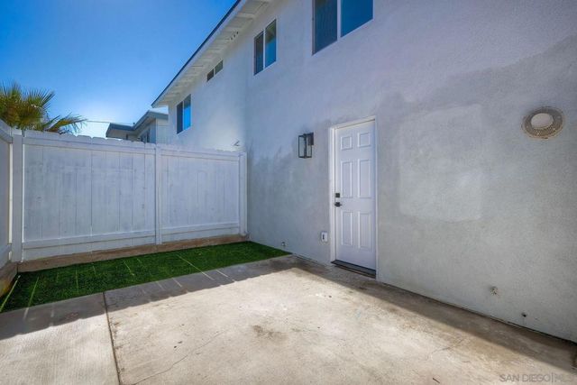 560 11th St, Imperial Beach, CA 91932