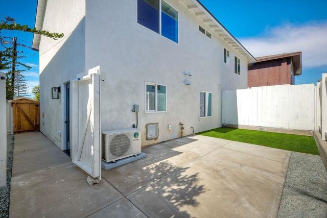 560 11th St, Imperial Beach, CA 91932
