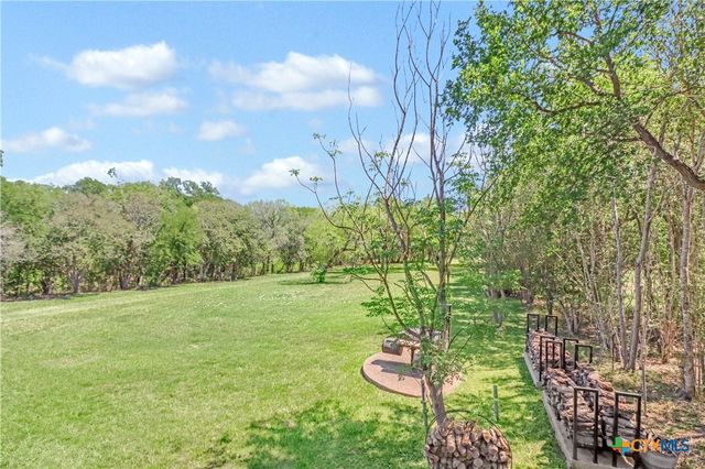 1300 Keller Lane, Seguin, TX 78155