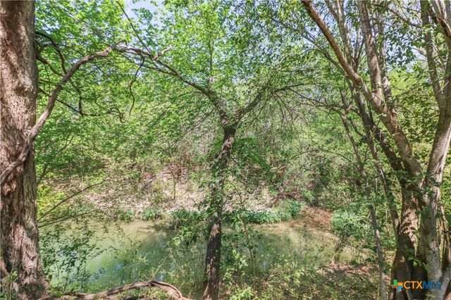 1300 Keller Lane, Seguin, TX 78155