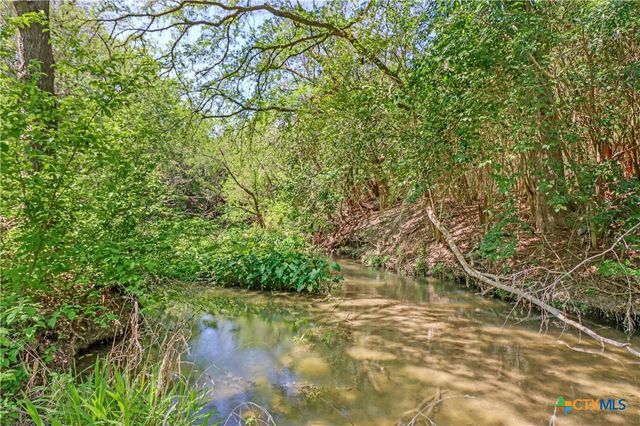 1300 Keller Lane, Seguin, TX 78155