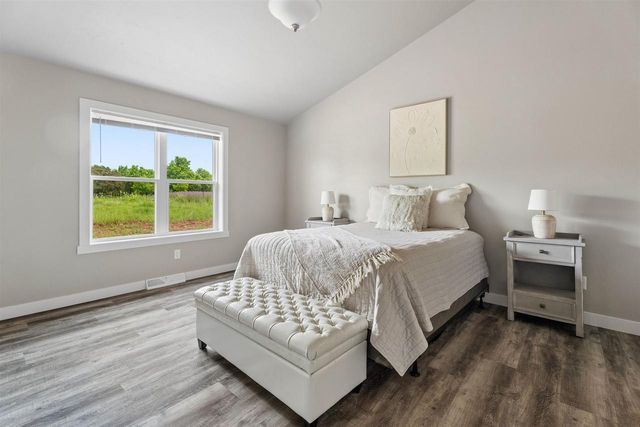 W7006 VANESSA LANE, Greenville, WI 54942