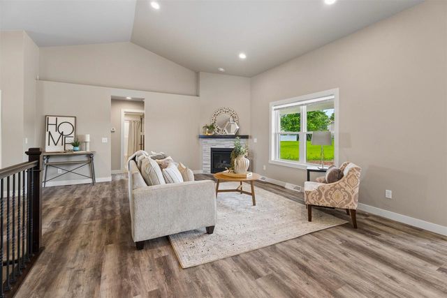 W7006 VANESSA LANE, Greenville, WI 54942