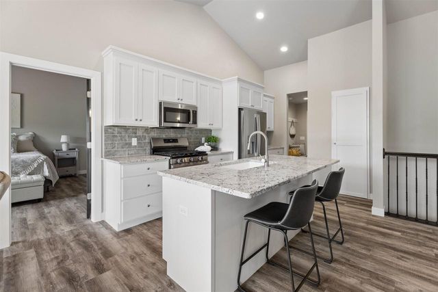 W7006 VANESSA LANE, Greenville, WI 54942
