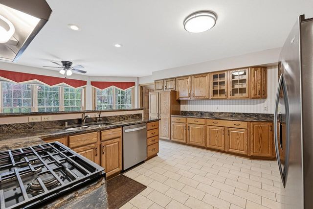 6815 Dory DRIVE, Franklin, WI 53132