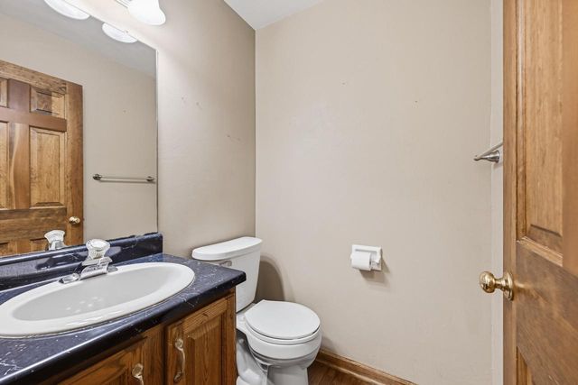 6815 Dory DRIVE, Franklin, WI 53132