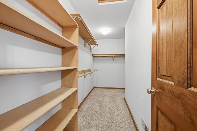 6815 Dory DRIVE, Franklin, WI 53132